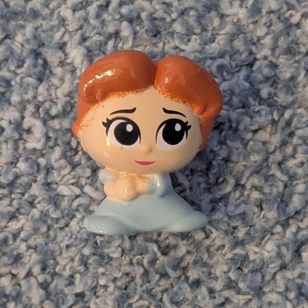 Disney Doorables Wendy Peter Pan Common Squish A Lots Series 3 1" Foam Figure